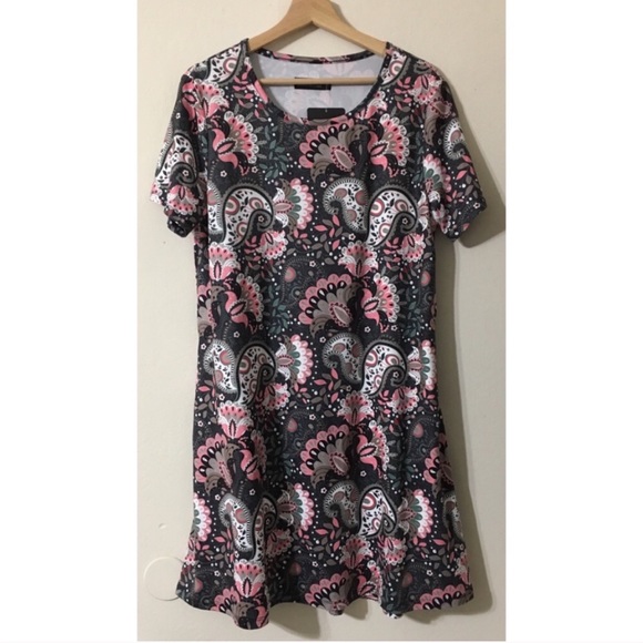 Charlie’s Project Smokey Paisley Tunic Dress - Picture 2 of 6